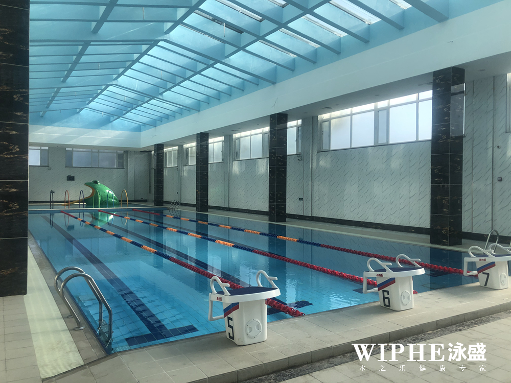 煙臺(tái)中英文學(xué)校游泳館(圖1)